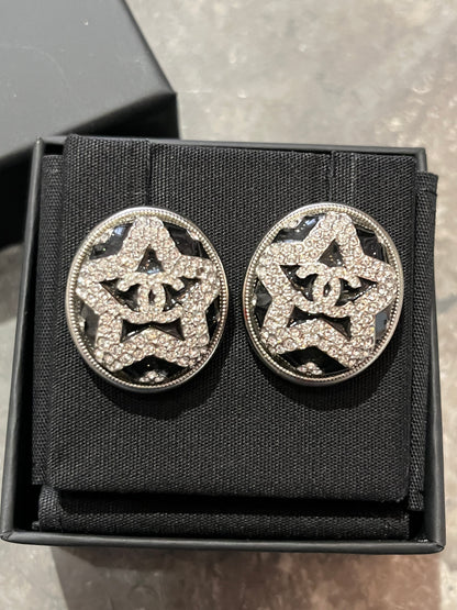 Boucles d'oreilles Chanel étoiles NEUVES