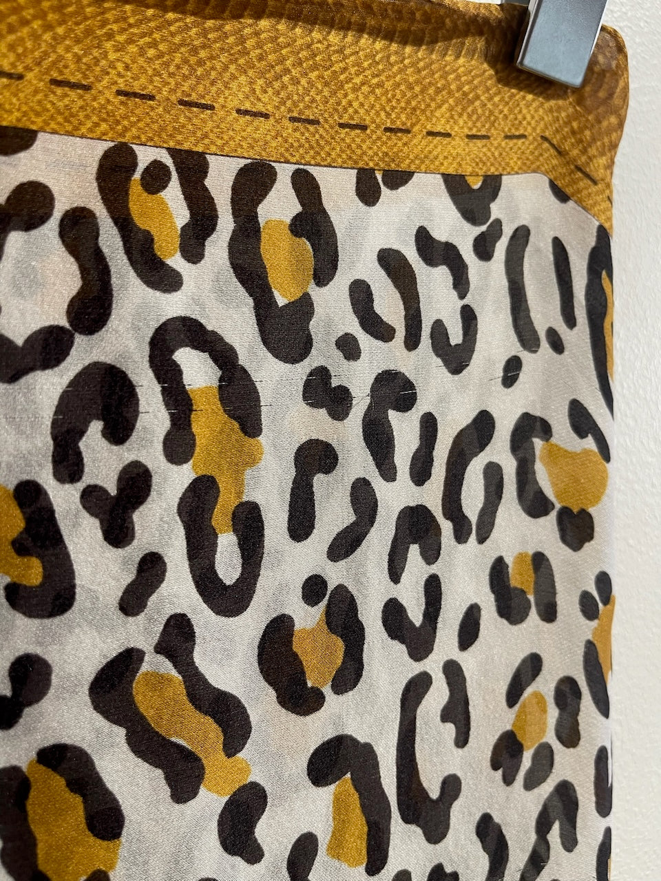 Foulard Fendi léopard