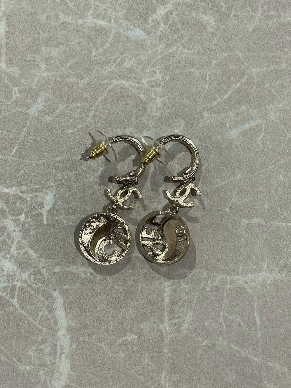 Boucles d'oreilles Chanel Yin Yang