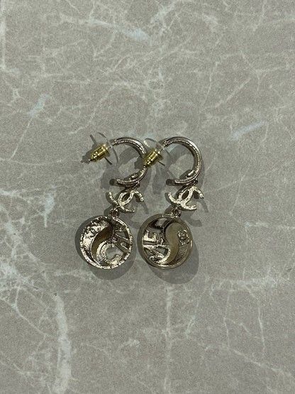 Boucles d'oreilles Chanel Yin Yang