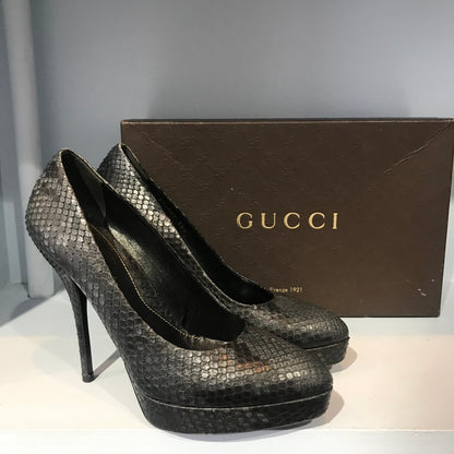 Escarpins Gucci gris T.38,5