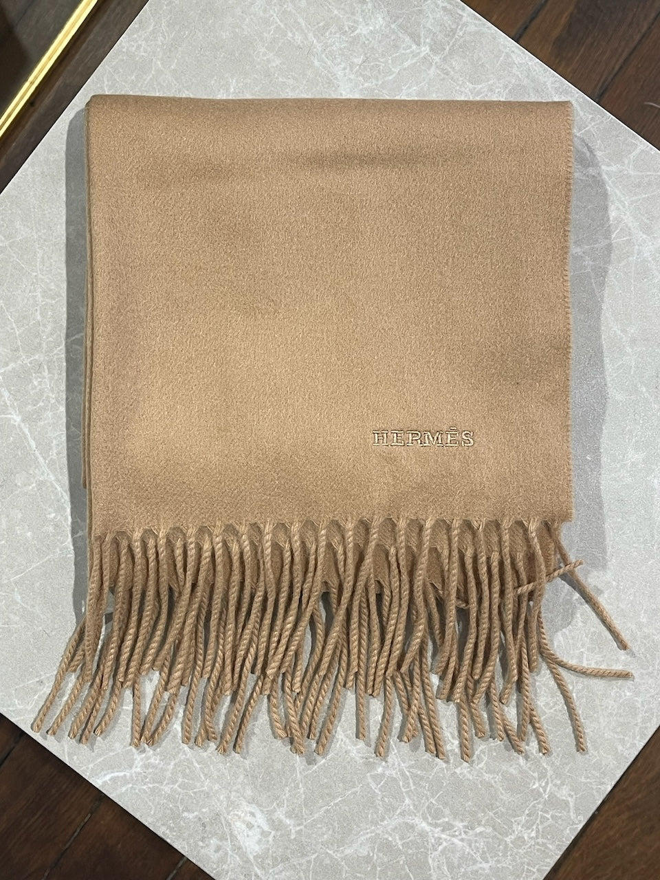 Echarpe Hermès beige NEUVE