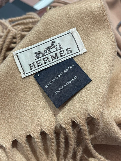 Echarpe Hermès beige NEUVE