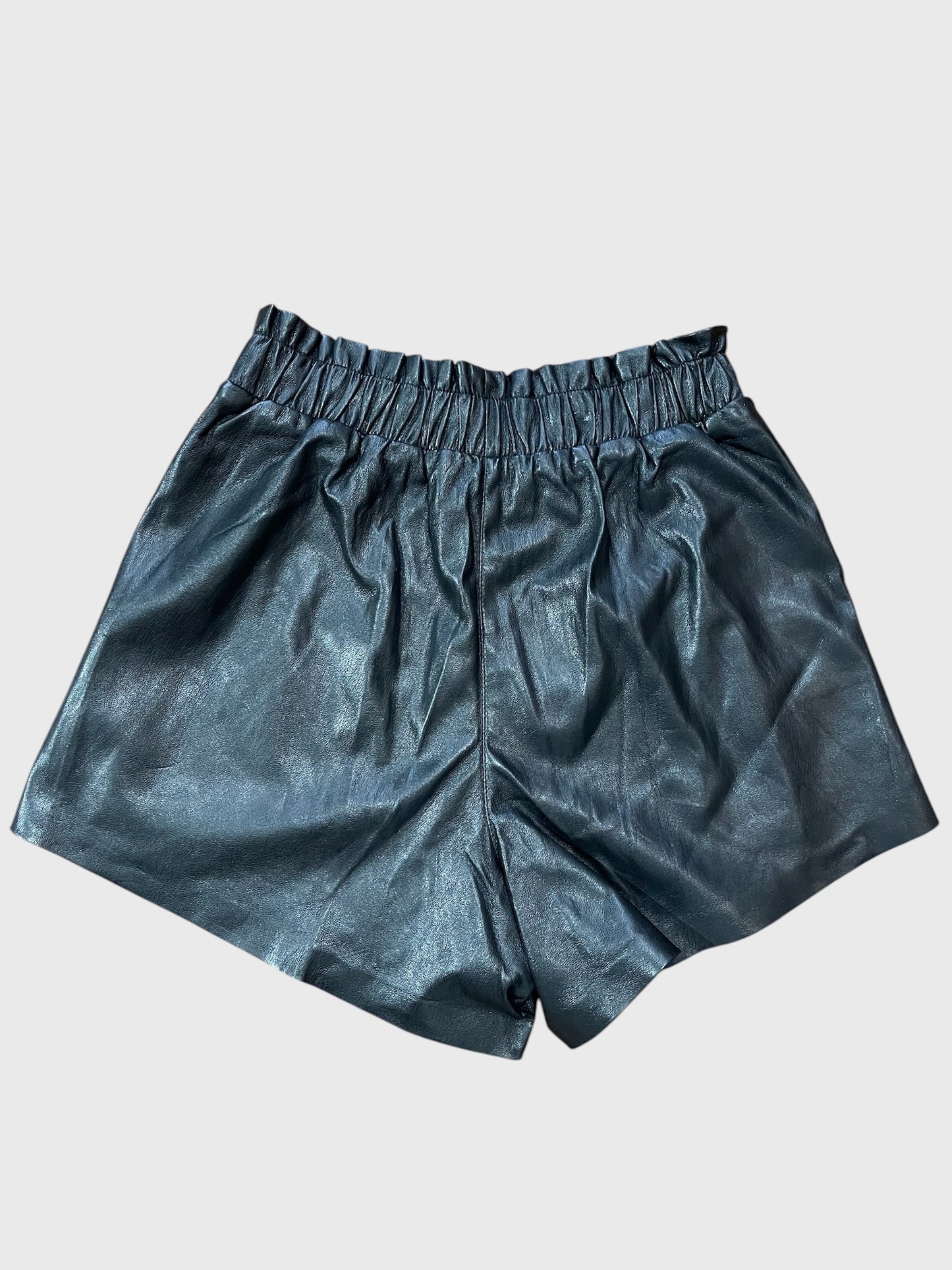 Short Nanushka noir T.S