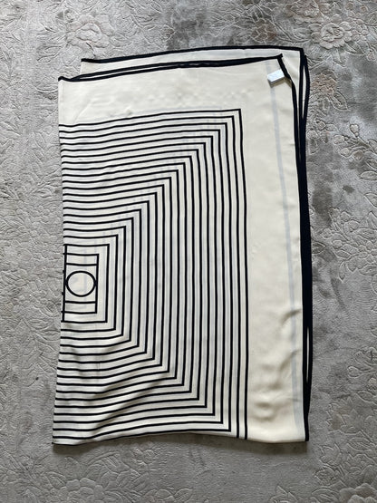 Foulard paréo Toteme noir et blanc