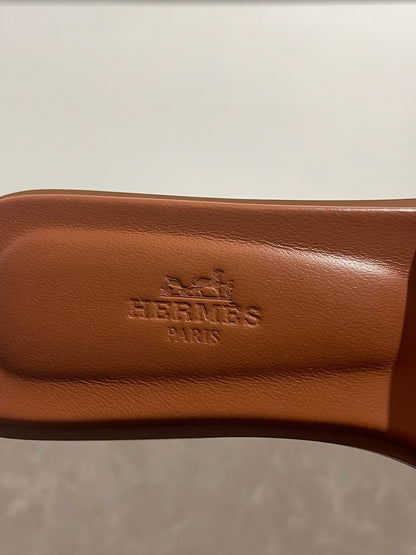 Sandales Hermès Oran rouge T.36,5