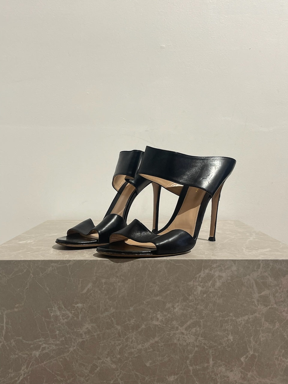 Sandales Sergio Rossi noir T.40,5