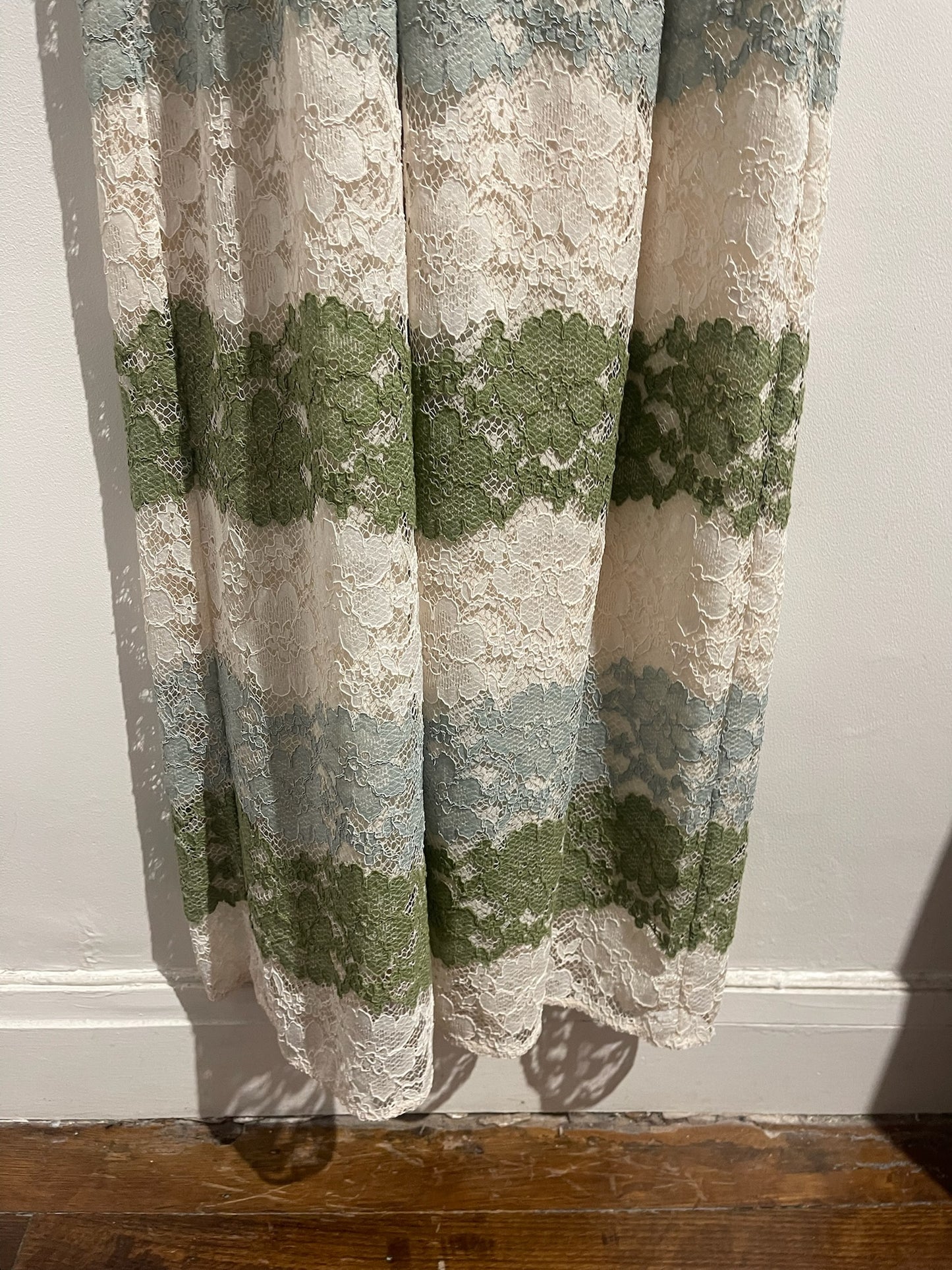 Robe Burberry dentelle T.36