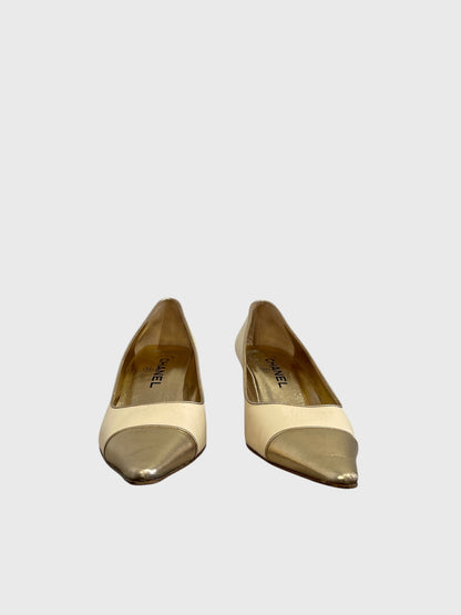 Escarpins Chanel dorés T.37