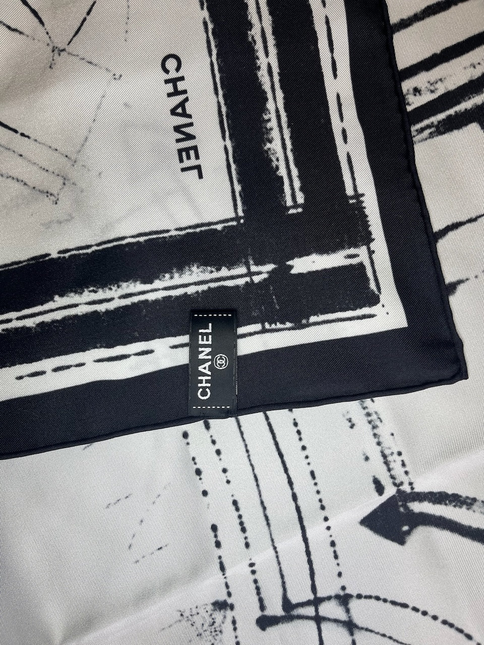 Foulard Chanel blanc Couture