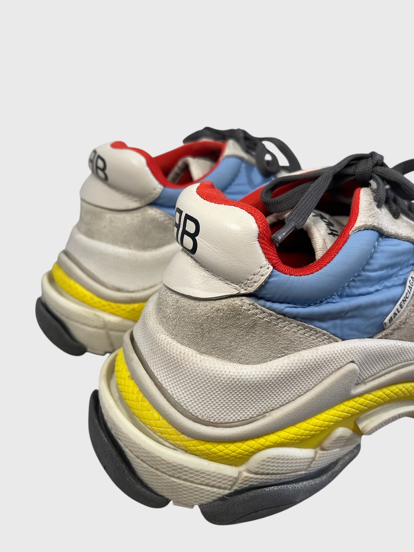 Baskets Balenciaga Triple S T.37