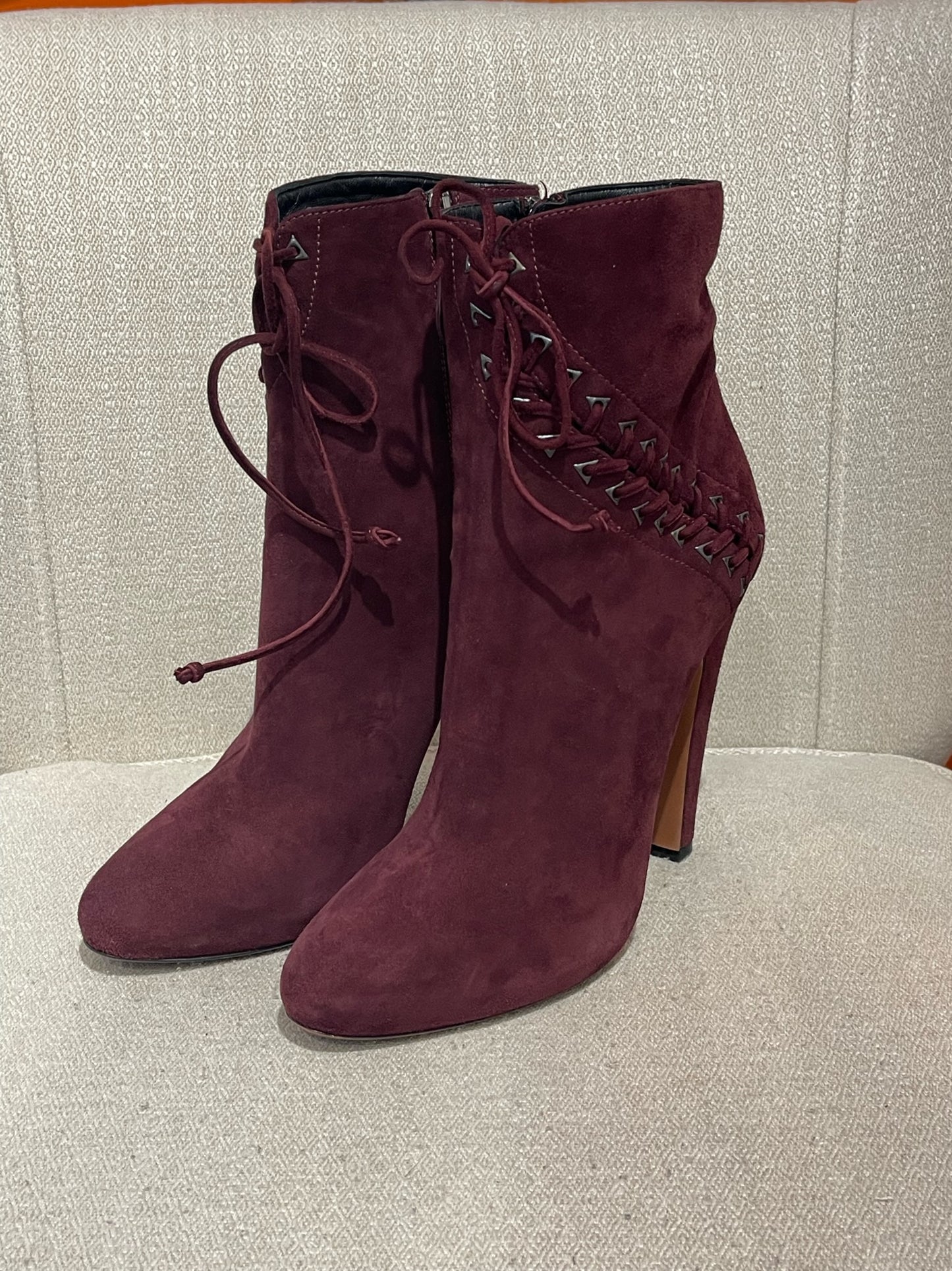 Boots Alaia bordeaux T.38,5