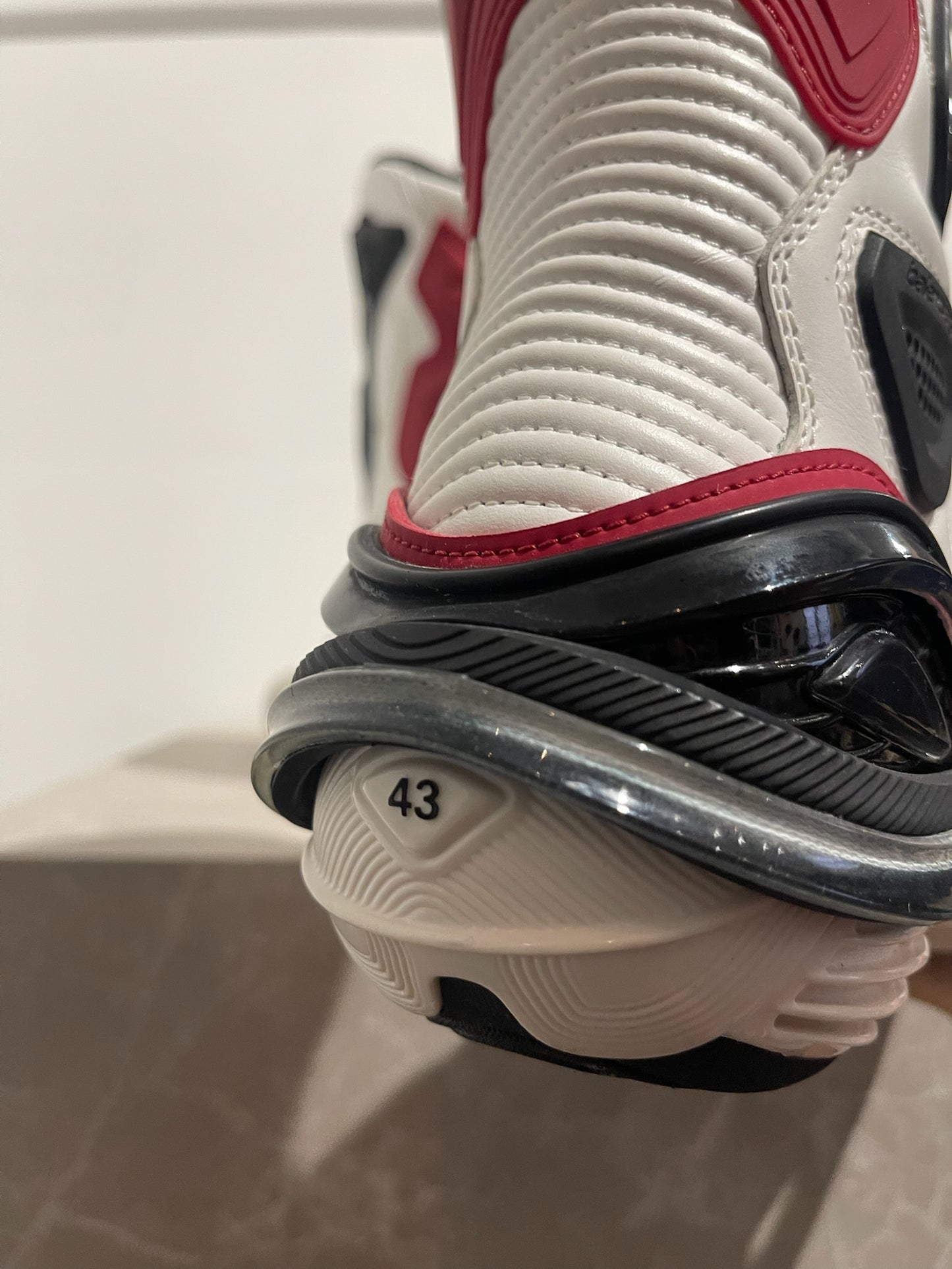 Bottes Balenciaga Tyrex T.43