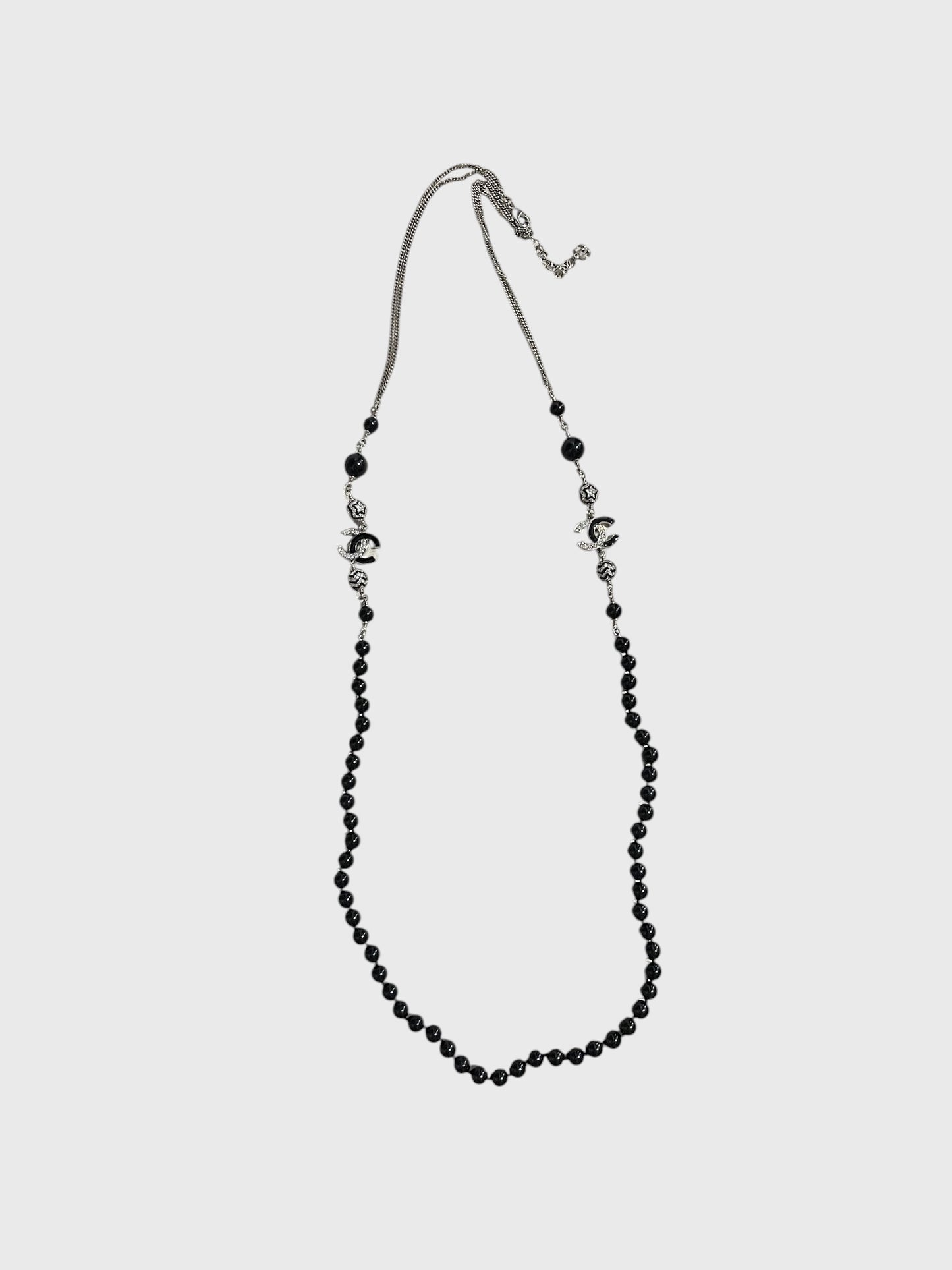 Sautoir Chanel noir