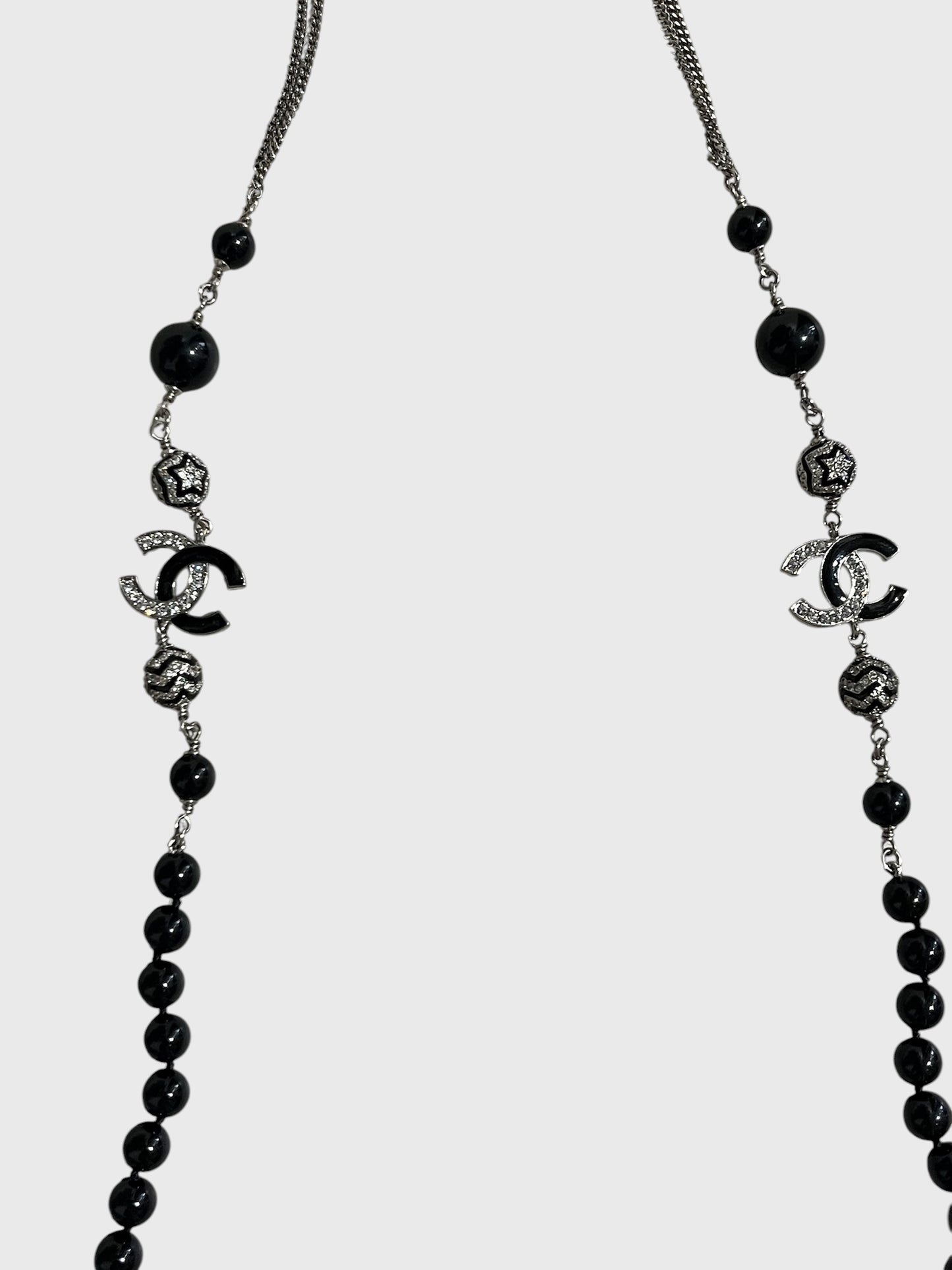 Sautoir Chanel noir