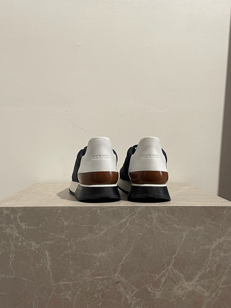 Baskets Hermès noires T.37,5