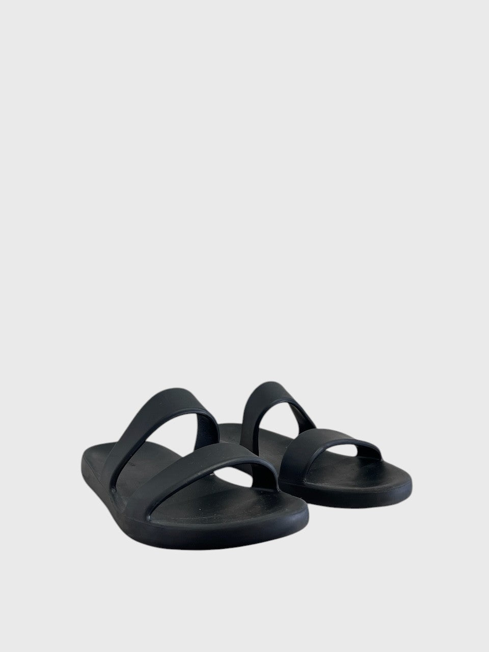Sandales The Row noires T.40