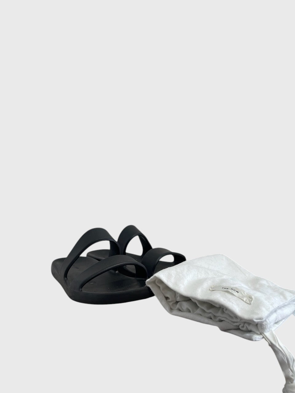 Sandales The Row noires T.40