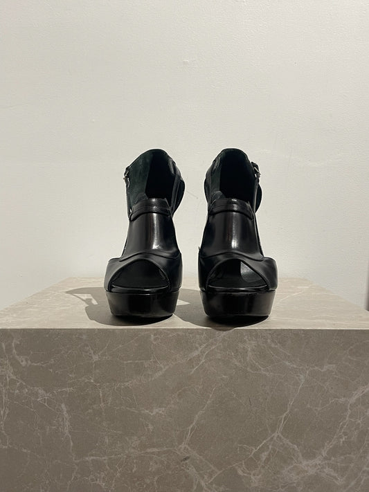 Sandales Yves Saint Laurent noires T.37,5