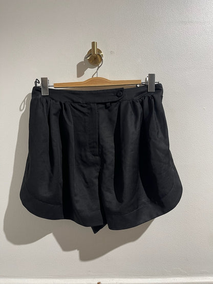 Short Carven noir T.40