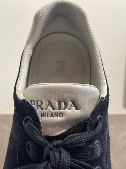 Baskets Prada bleu marine T.41,5