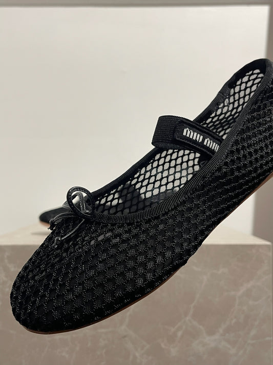 Ballerines Miu Miu noires T.38,5