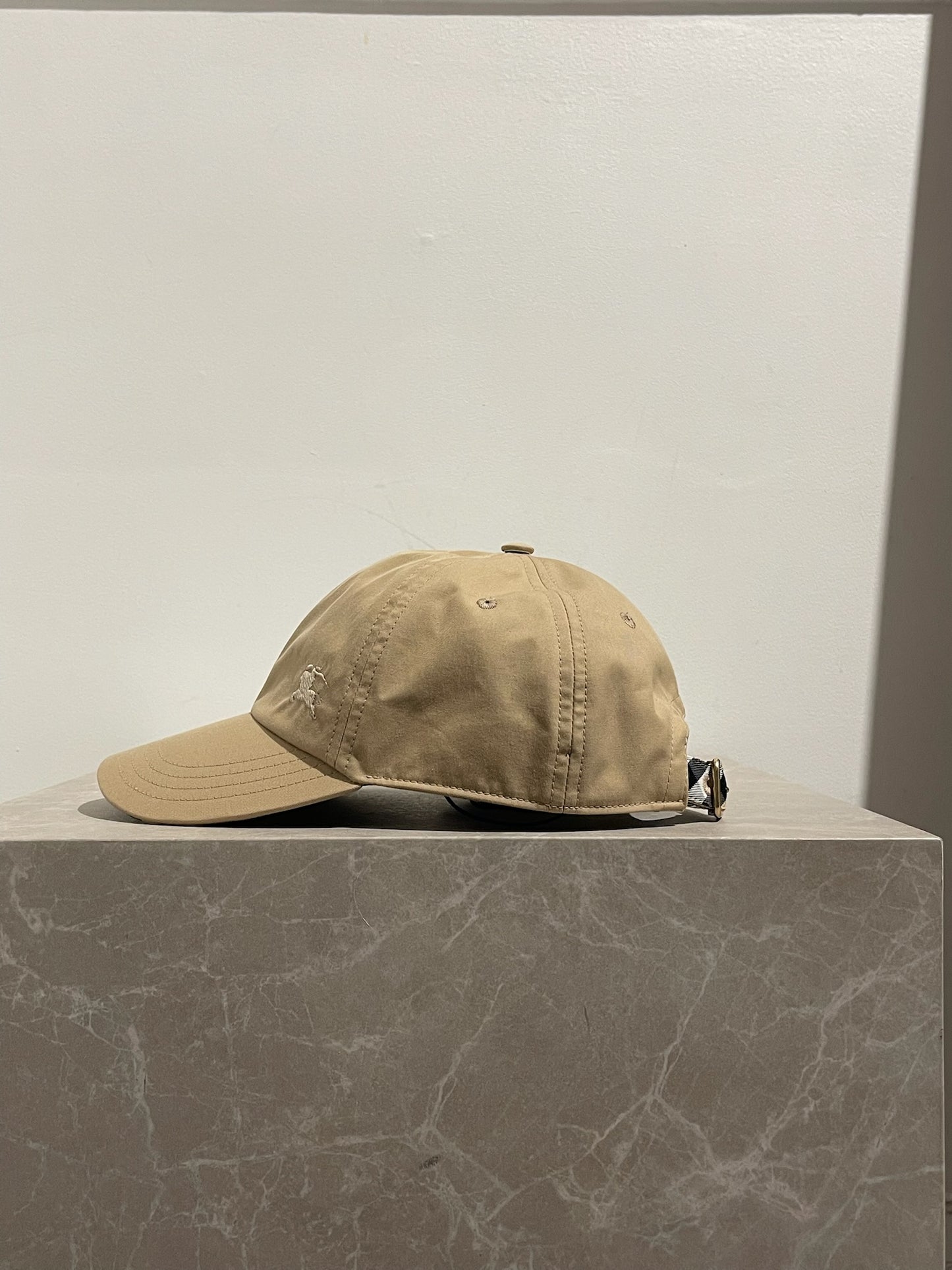 Casquette Burberry beige