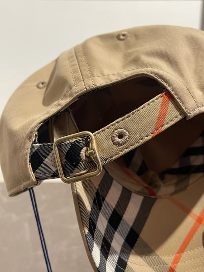 Casquette Burberry beige