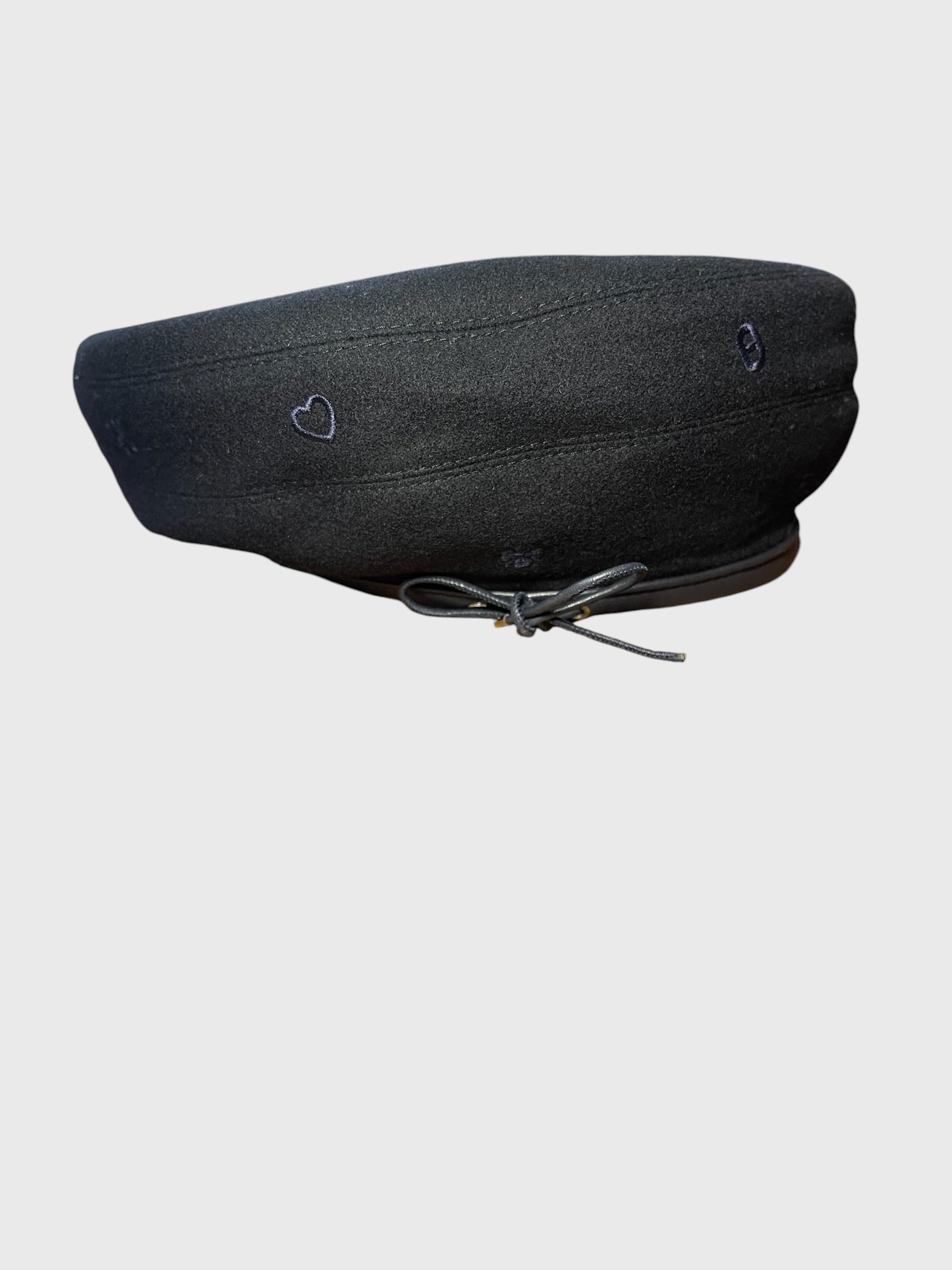 Béret Hermès noir T.57