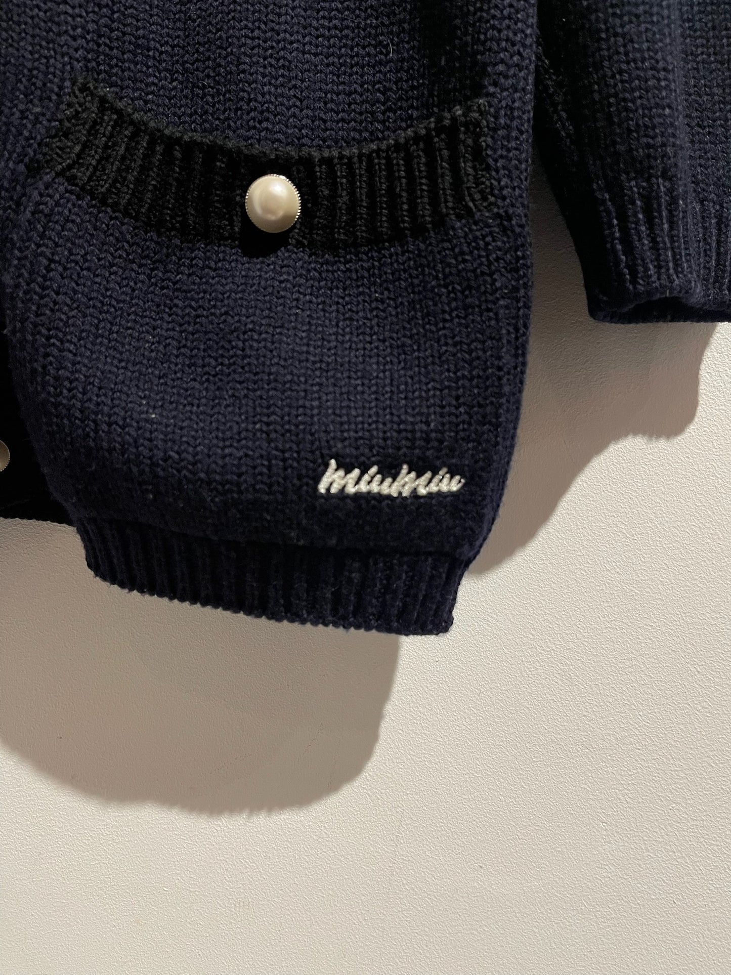 Cardigan Miu Miu bleu marine T.36