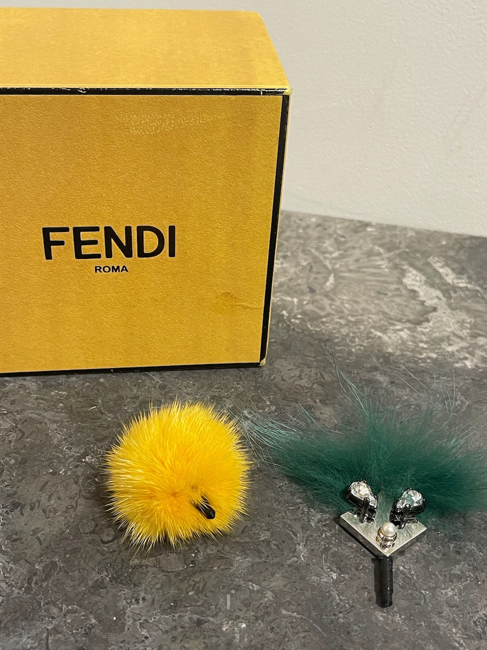 Bijou de téléphone Fendi NEUF