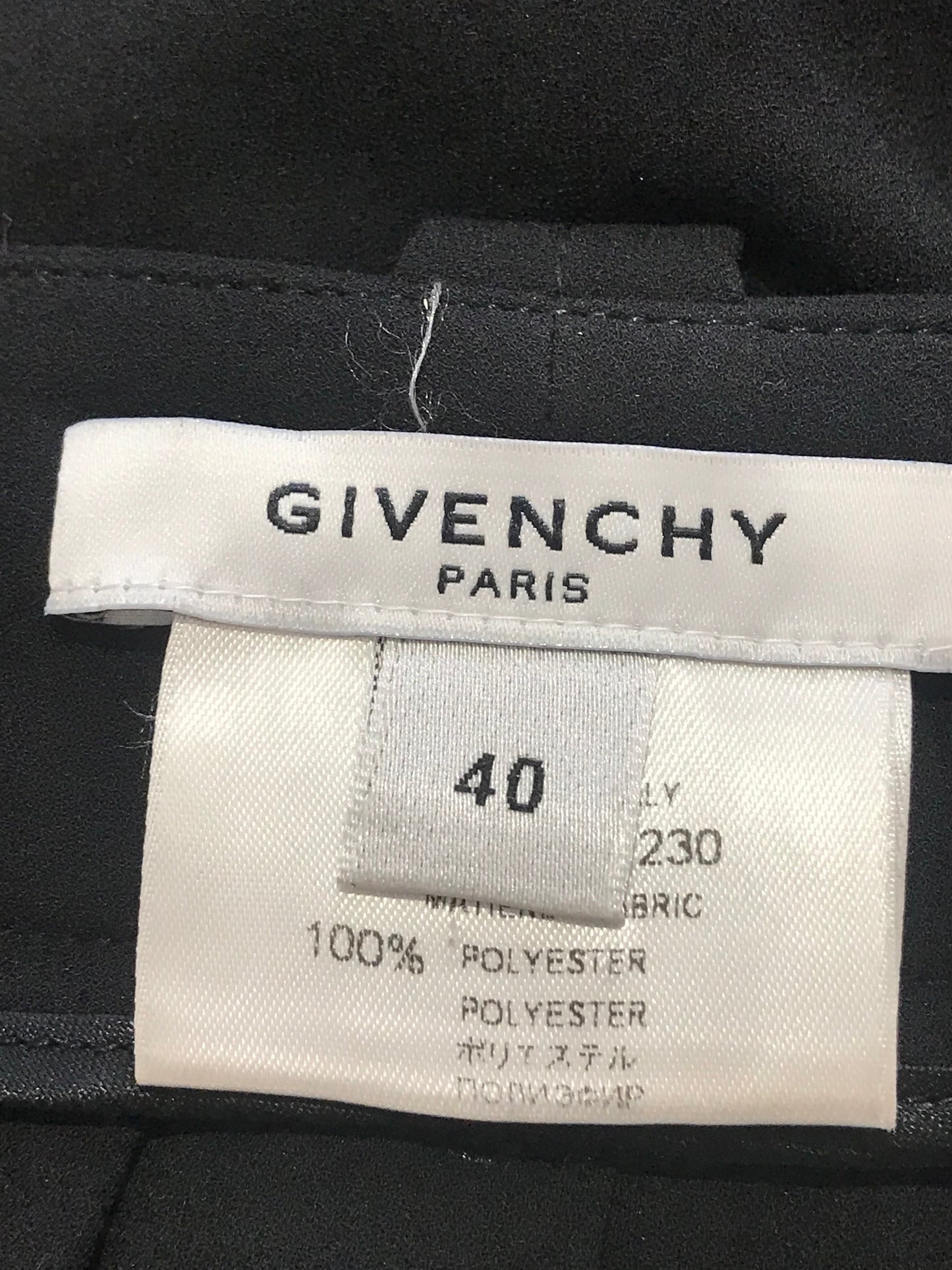 Bermuda Givenchy noir T.40