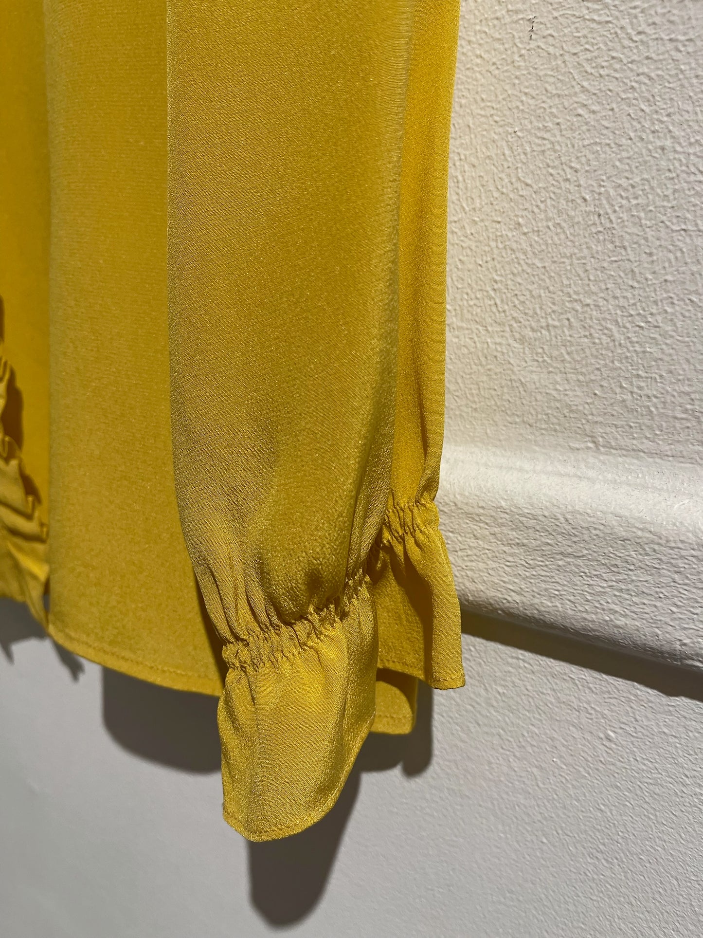 Chemisier Miu Miu jaune T.36