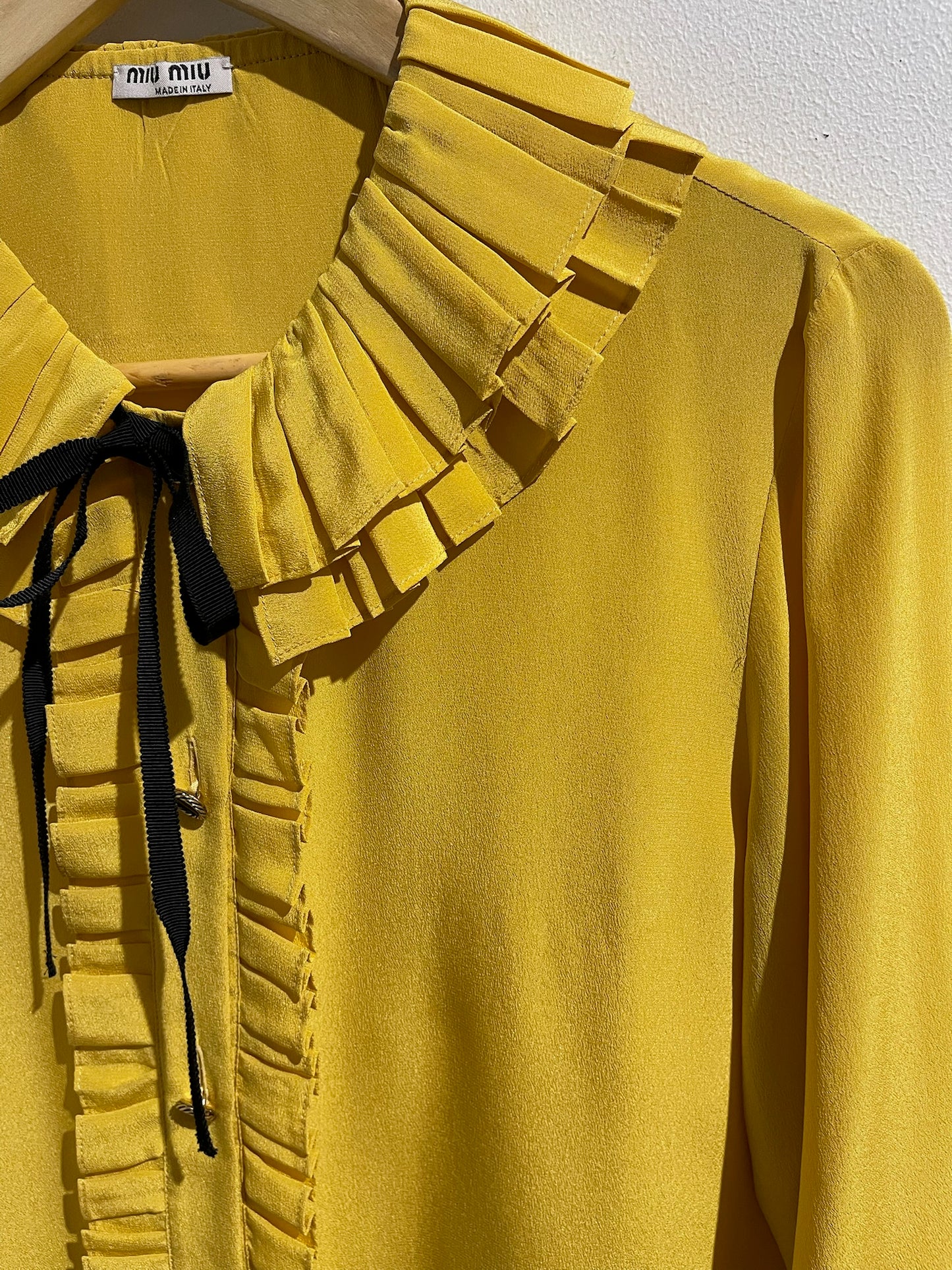 Chemisier Miu Miu jaune T.36