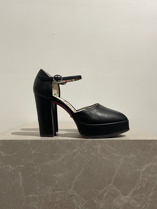 Escarpins Gucci noirs T.36