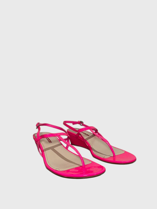 Sandales Prada roses T.40