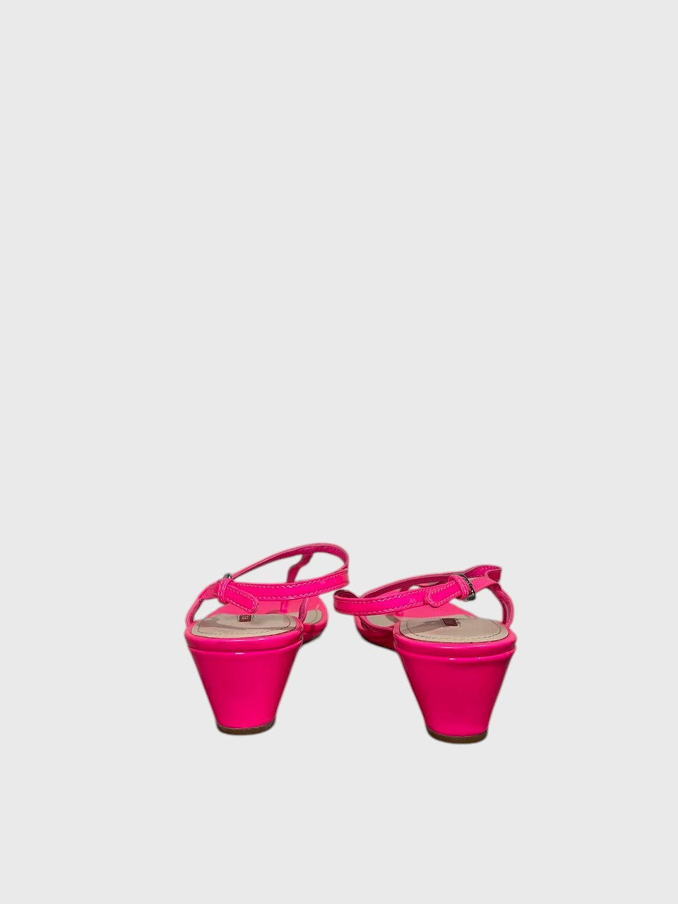 Sandales Prada roses T.40