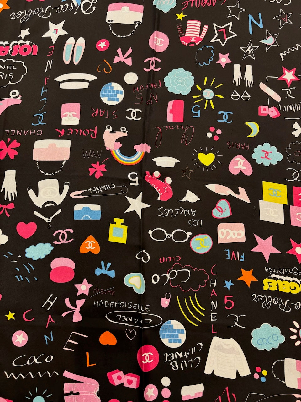 Foulard Chanel noir Disco
