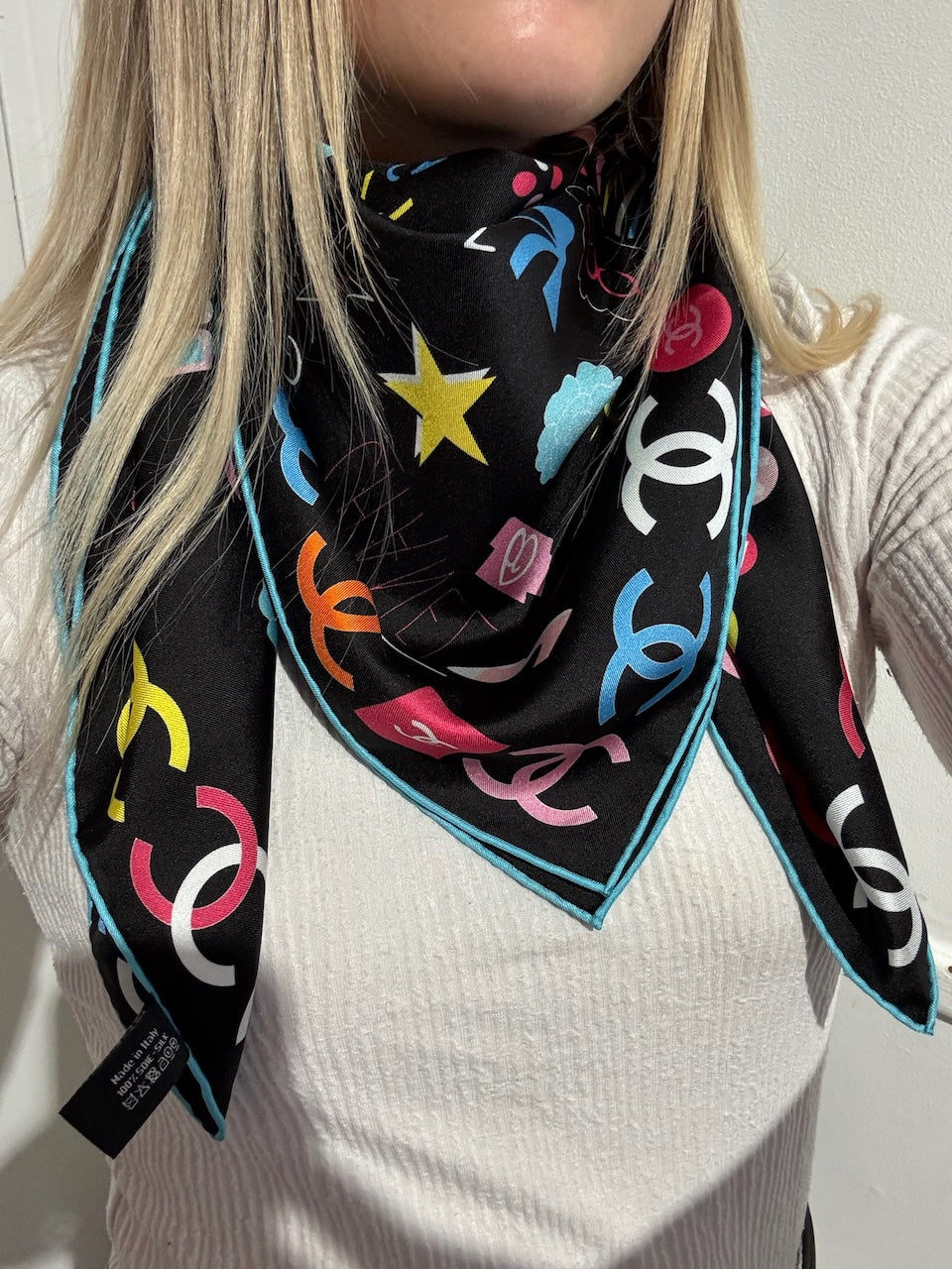 Foulard Chanel noir Disco