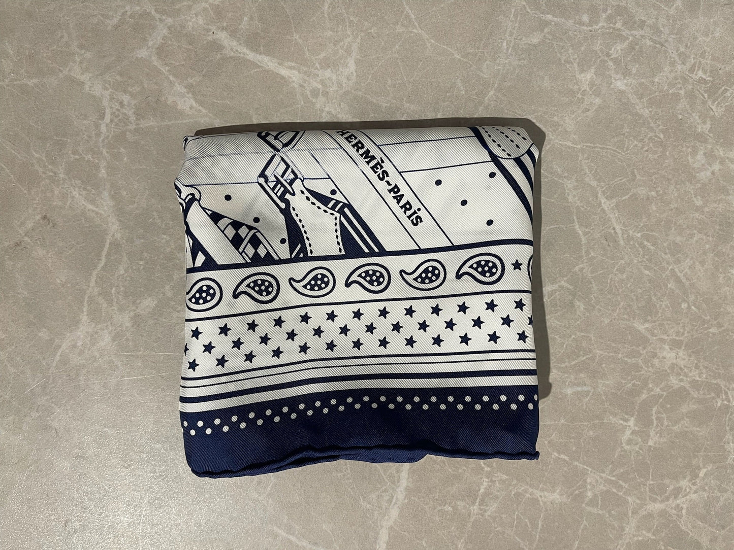 Carré 55 Hermès Sangle en Zigzag bleu