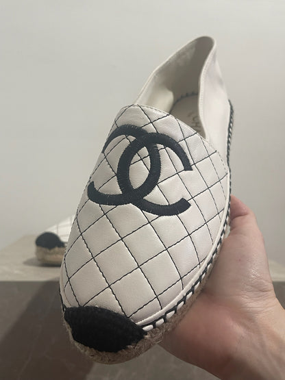 Espadrilles Chanel blanches T.41 NEUVES