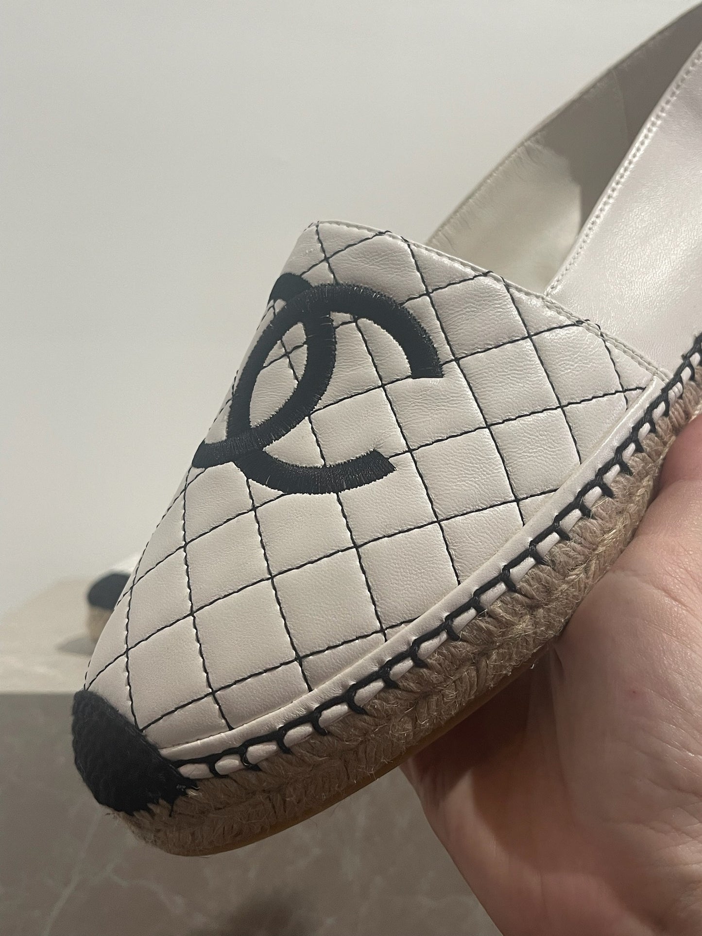 Espadrilles Chanel blanches T.41 NEUVES