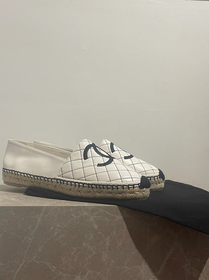 Espadrilles Chanel blanches T.41 NEUVES