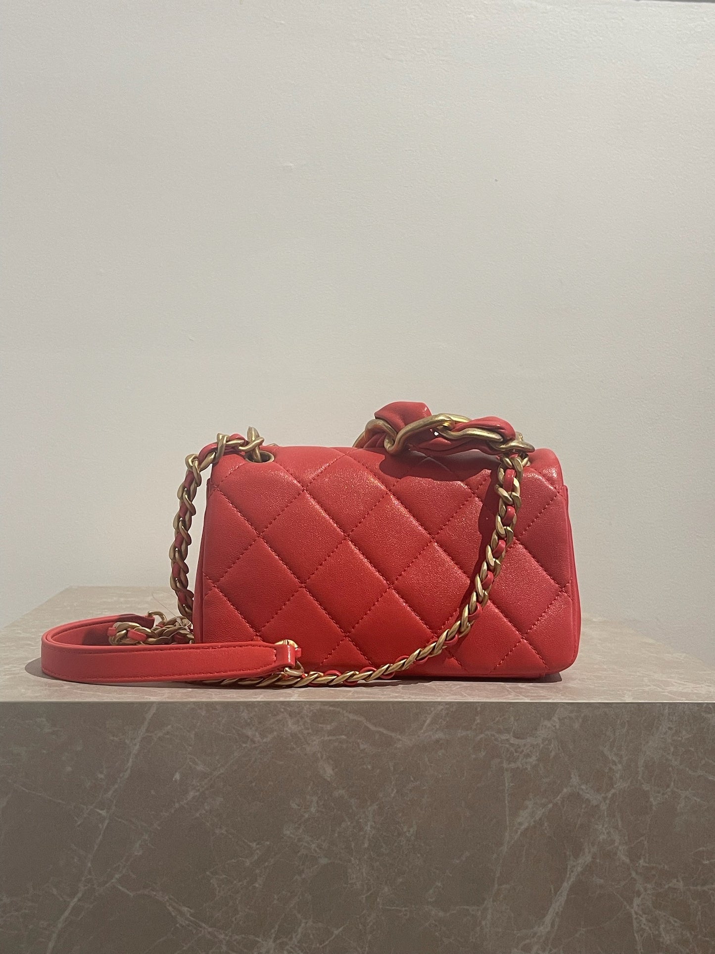 Sac Chanel rouge NEUF