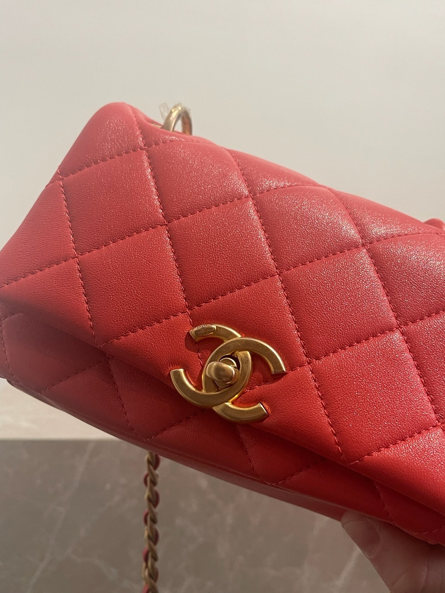 Sac Chanel rouge NEUF