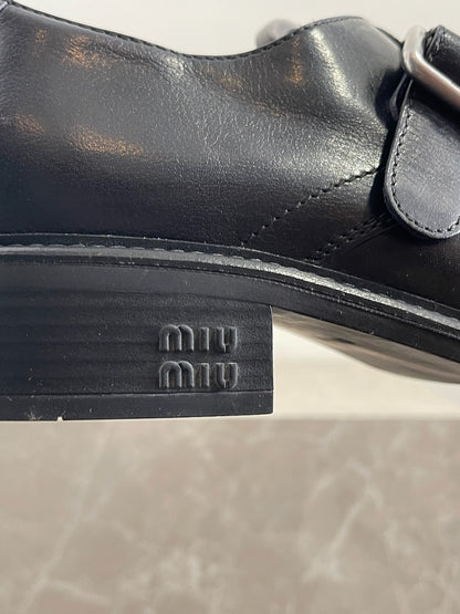 Richelieus Miu Miu noires T.39