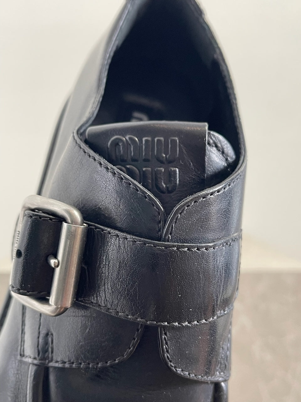 Richelieus Miu Miu noires T.39