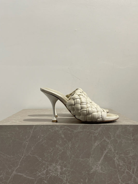 Mules Bottega Veneta écrue T.38