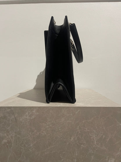 Sac Dior Essential medium noir