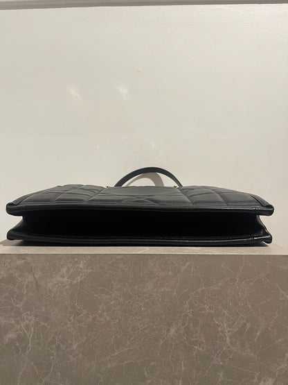 Sac Dior Essential medium noir